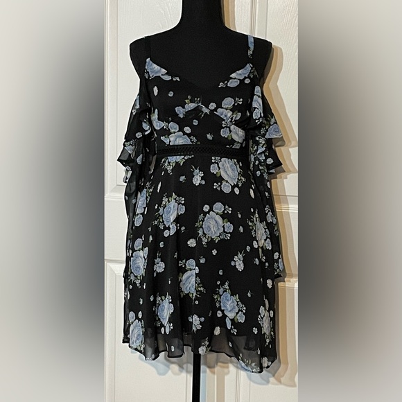 Disney Dresses & Skirts - Disney Princess Cold Shoulder Mini Dress Size S